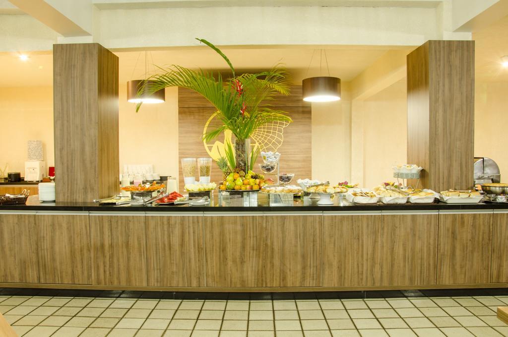 Camboa Hotel Paranaguá エクステリア 写真