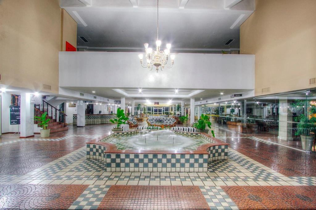 Camboa Hotel Paranaguá エクステリア 写真