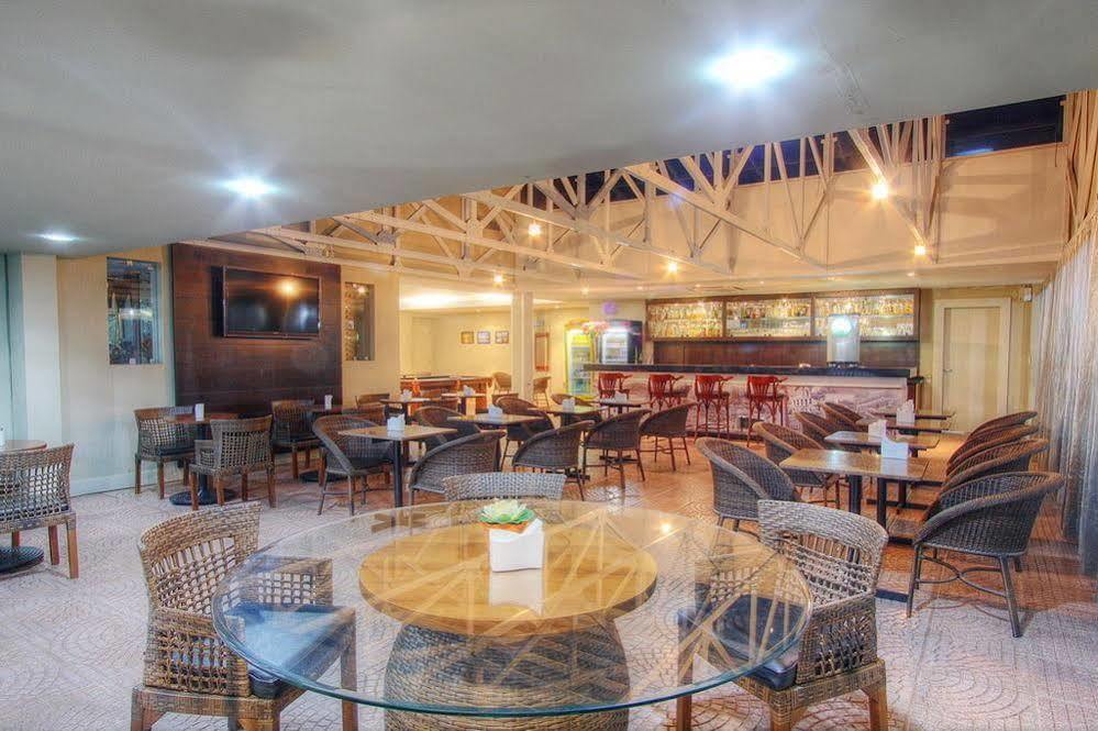 Camboa Hotel Paranaguá エクステリア 写真